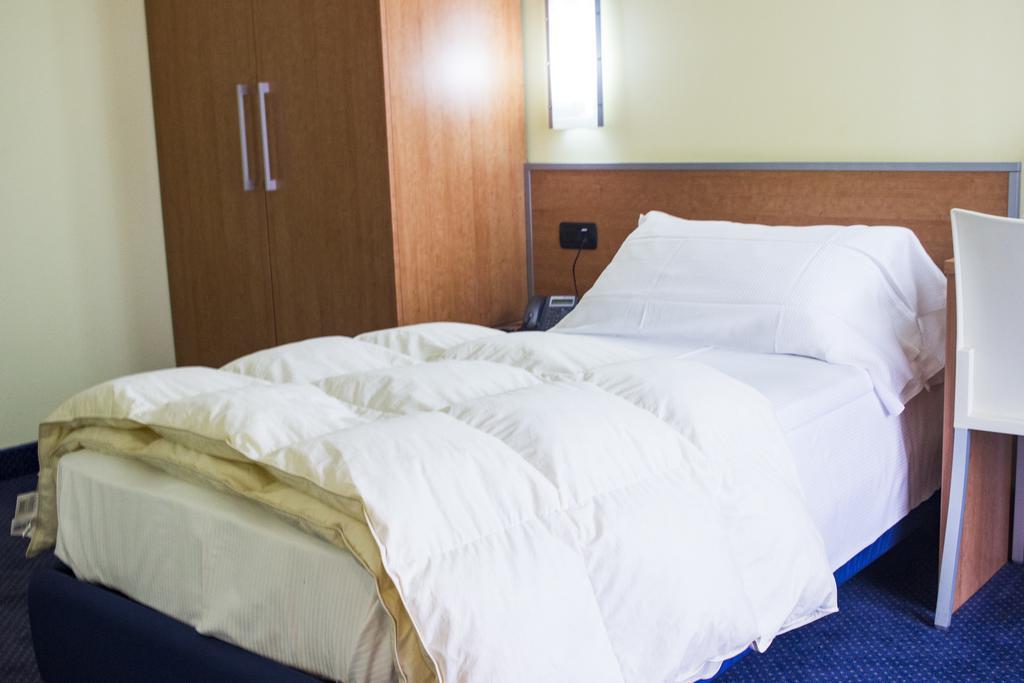 Best Western Hotel Class Lamezia Lamezia Terme Exterior photo